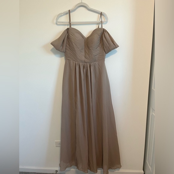 Off The Shoulder Chiffon Ruffle Pleated Formal Evening Dress with Pockets - Picture 6 of 11